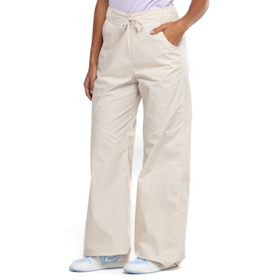 Calça Feminina Nike Sportswear Essential Woven High-Rise Open Hem - Foto 1