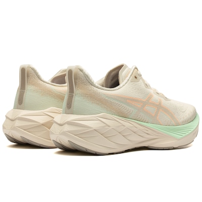 Tênis ASICS Novablast 4 - Feminino - Foto 4