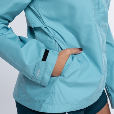 Jaqueta Corta-Vento Feminina Nike com Capuz Fast Repel - Foto 6