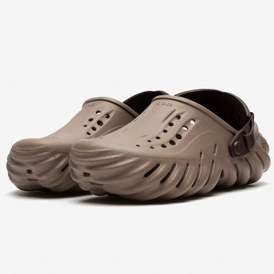 Sandália Crocs Echo Clog - Foto 2