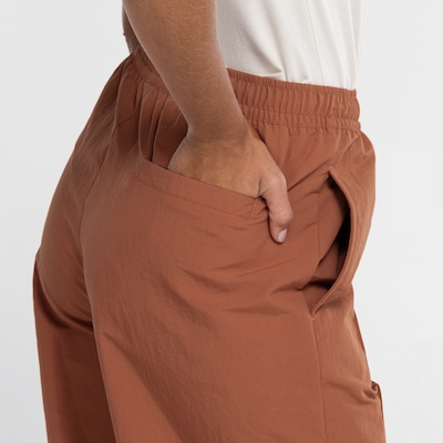 Calça Feminina Nike Trend Wvn MR - Foto 6