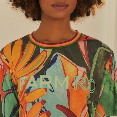 Camiseta Feminina Farm Manga Curta Tela Folhagem de Banana - Foto 4
