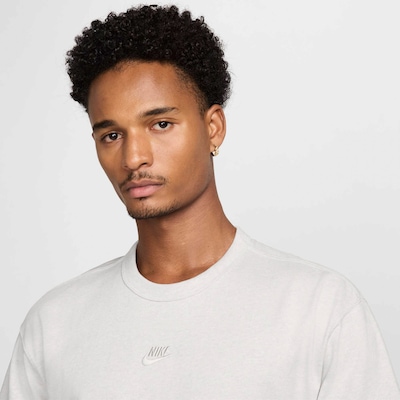 Camiseta Nike Manga Curta Sportswear Premium Essential - Foto 3