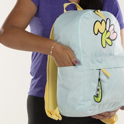 Mochila Nike Heritage  Swooshy 25 Litros - Foto 4