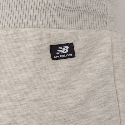Calça New Balance Felpa Essentials Feminina - Foto 4