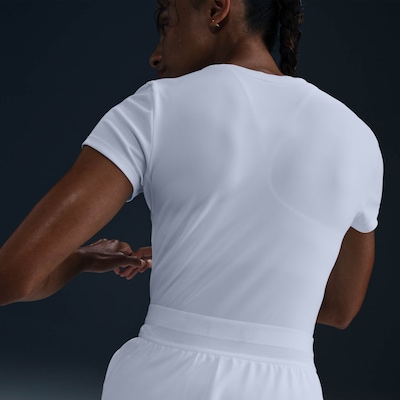 Camiseta Feminina Nike Manga Curta Dri-Fit Advance SS - Foto 3