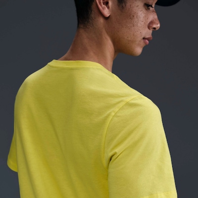 Camiseta Nike Seleção do Brasil Crest Masculina - Foto 4