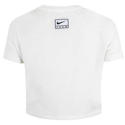 Camiseta Nike Cropeed Sportswear Street Feminina - Foto 2