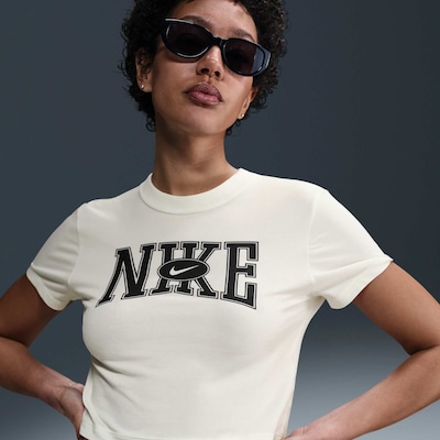 Camiseta Nike Cropeed Sportswear Street Feminina - Foto 6