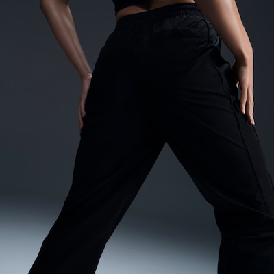 Calça Nike Sportswear Woven Feminina - Foto 5