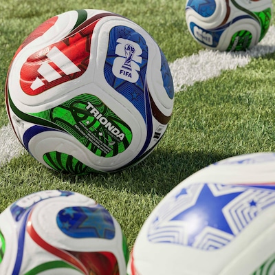 Bola de Futebol adidas Trionda Oficial da Copa do Mundo FIFA 2026 – Competition - Foto 3