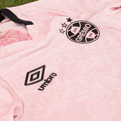 Camisa do Grêmio 25/26 Torcedor Outubro Rosa Umbro Feminina - Foto 2