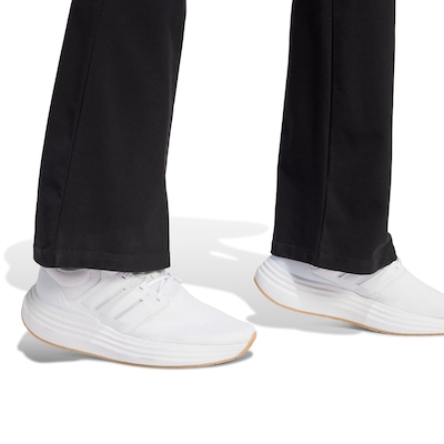Calça adidas Legging Flare Essentials Feminina - Foto 4