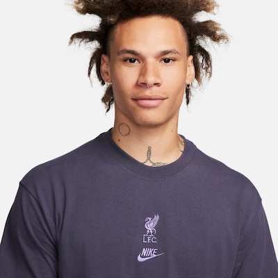 Camiseta Liverpool Nike Essential Masculina - Foto 3