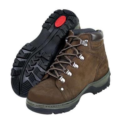 bota nike masculino marrom
