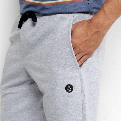 Bermuda de Moletom Volcom Round Stone - Masculina - Foto 3