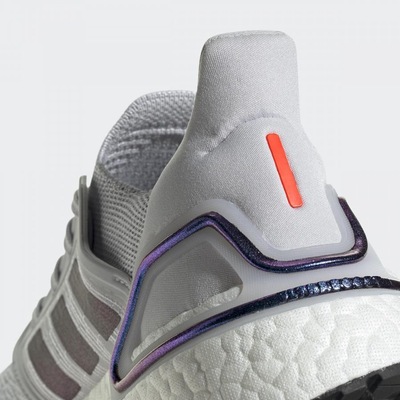 Tênis adidas UltraBoost 20 - Feminino - Foto 5