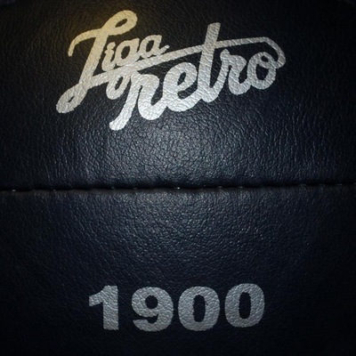 Bola de Futebol de Campo Liga Retrô 1900 - Foto 4