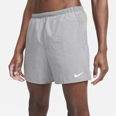 Bermuda Nike Challenger - Masculino - Foto 2