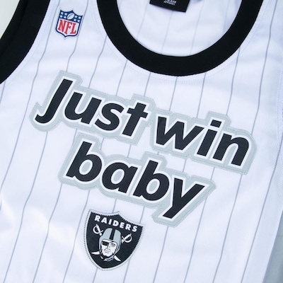 Camiseta Regata New Era Performance Las Vegas Raiders Have Fun Phrase - Masculina - Foto 3