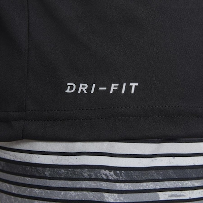 Camiseta de Natação Manga Longa Nike Essential com Proteção UV - Masculina - Foto 5