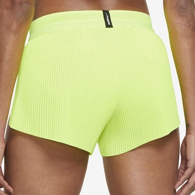 Shorts Nike AeroSwift - Feminino - Foto 2