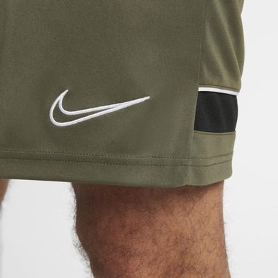 Calção Nike Dri-FIT Academy - Masculino - Foto 4