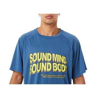 Camiseta Asics Pocket Sound Mind, Sound Body - Masculina - Foto 4