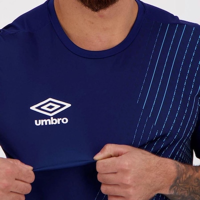 Camisa Umbro TWR Graphic Velocita - Masculina - Foto 4