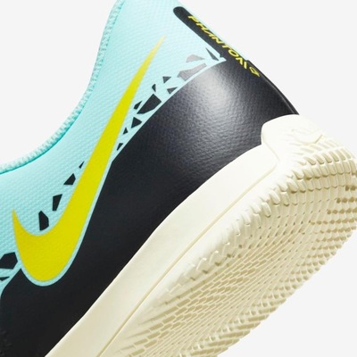 Chuteira de Futsal Nike Phantom GT2 Club IC - Adulto - Foto 5