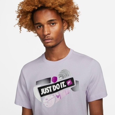 Camiseta Nike Sportswear NSW - Masculina - Foto 3