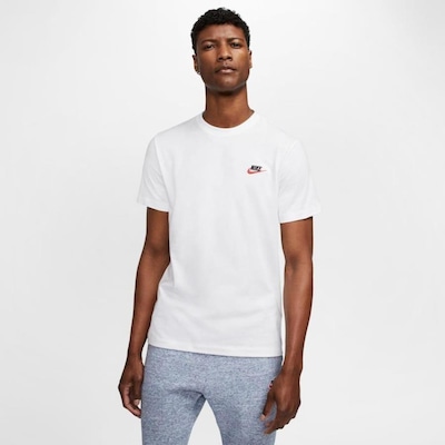 Camiseta Nike Sportswear Club - Masculina - Foto 1