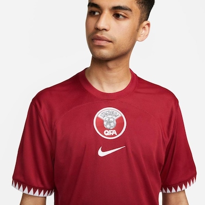 Camisa Qatar Nike Torcedor Pro I 22/23 - Masculina - Foto 4