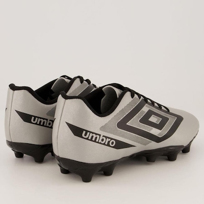 Chuteira de Campo Umbro Beat - Adulto - Foto 3
