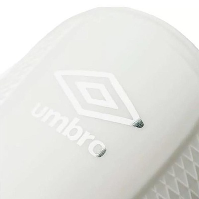Caneleira de Futebol Umbro Protection - Foto 3