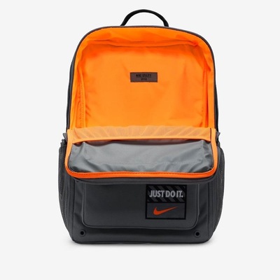 Mochila Nike Utility Speed - 27 Litros - Foto 6