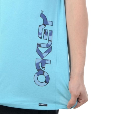 Camiseta Oakley Camo Graphic - Masculina - Foto 4