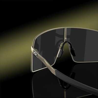 Óculos de Sol Unissex Oakley Sutro Ti M Matte Gunmetal Prizm - Foto 6