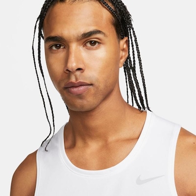 Camiseta Regata Nike Dri-FIT UV Miler - Masculina - Foto 3