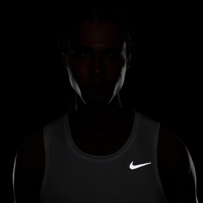 Camiseta Regata Nike Dri-FIT UV Miler - Masculina - Foto 6