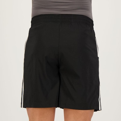 Bermuda adidas Chelsea 3 Listras - Masculina - Foto 4