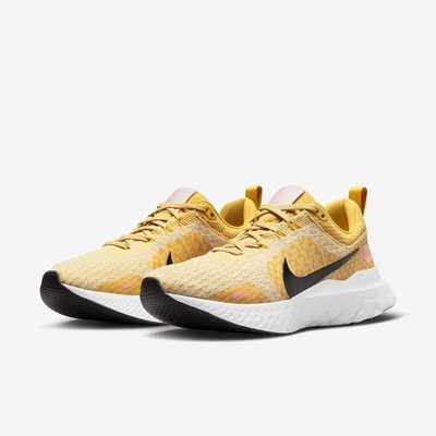 Tênis Nike React Infinity Run FK 3 RF - Feminino - Foto 5