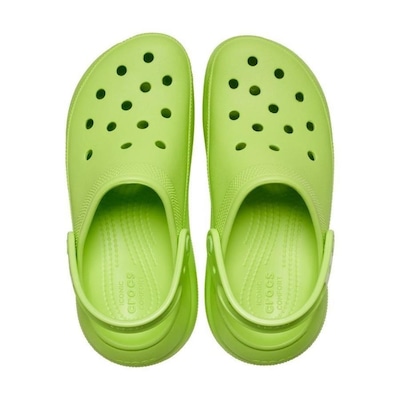 Sandália Crocs Classic Crush Clog - Feminina - Foto 3