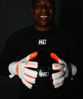 Luvas de Goleiro Semi Profissional N1 Cronos - Adulto - Foto 6
