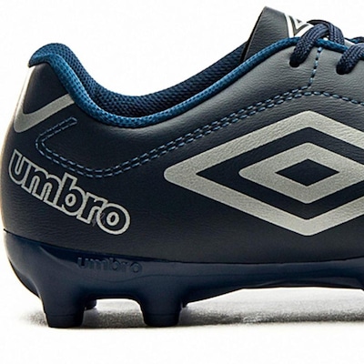 Chuteira de Campo Umbro Class + Par De Meias - Adulto - Foto 3