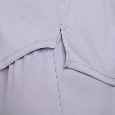 Camiseta Regata Nike One Dri-FIT - Feminina - Foto 4