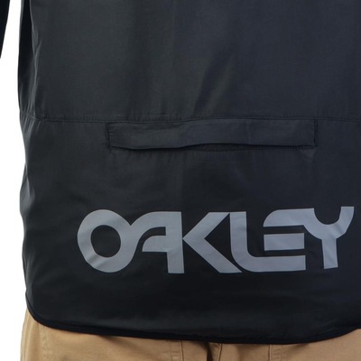 Jaqueta com Capuz Oakley Puff Blackout - Masculina - Foto 6