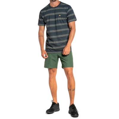 Camiseta Quiksilver Between Waves - Masculina - Foto 3