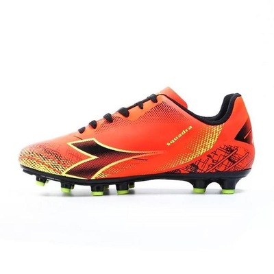 Chuteira de Futebol de Campo Diadora Squadra + Par de Meião - Adulto - Foto 2