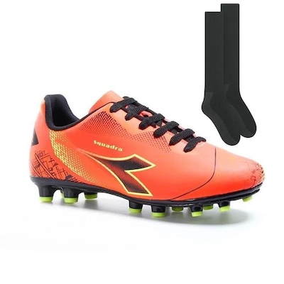 Chuteira de Futebol de Campo Diadora Squadra + Par de Meião - Adulto - Foto 1